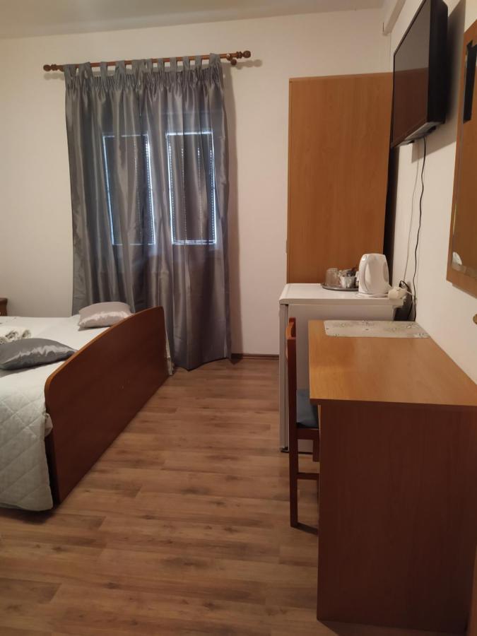 Krka Ivan Lozovac Exterior foto